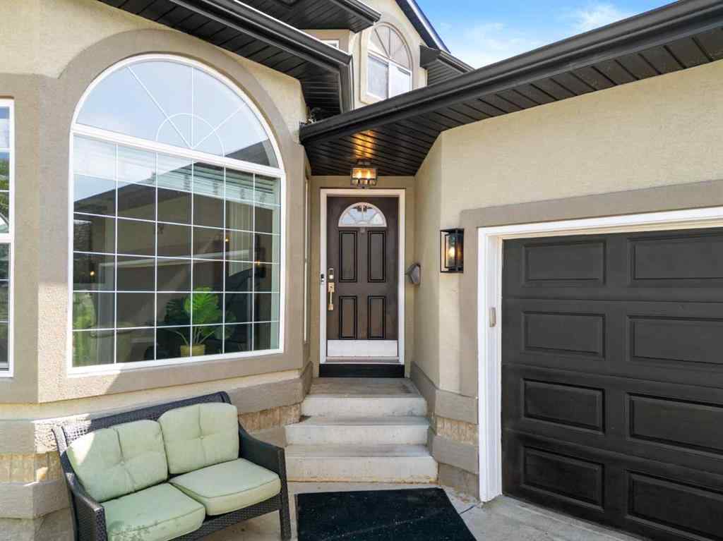 MLS® A2232498 - 95 Sierra Nevada Green SW in Signal Hill Calgary, Residential