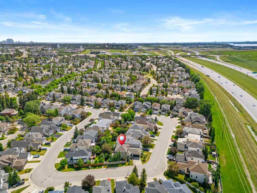 MLS® A2232498 - 95 Sierra Nevada Green SW in Signal Hill Calgary, Residential