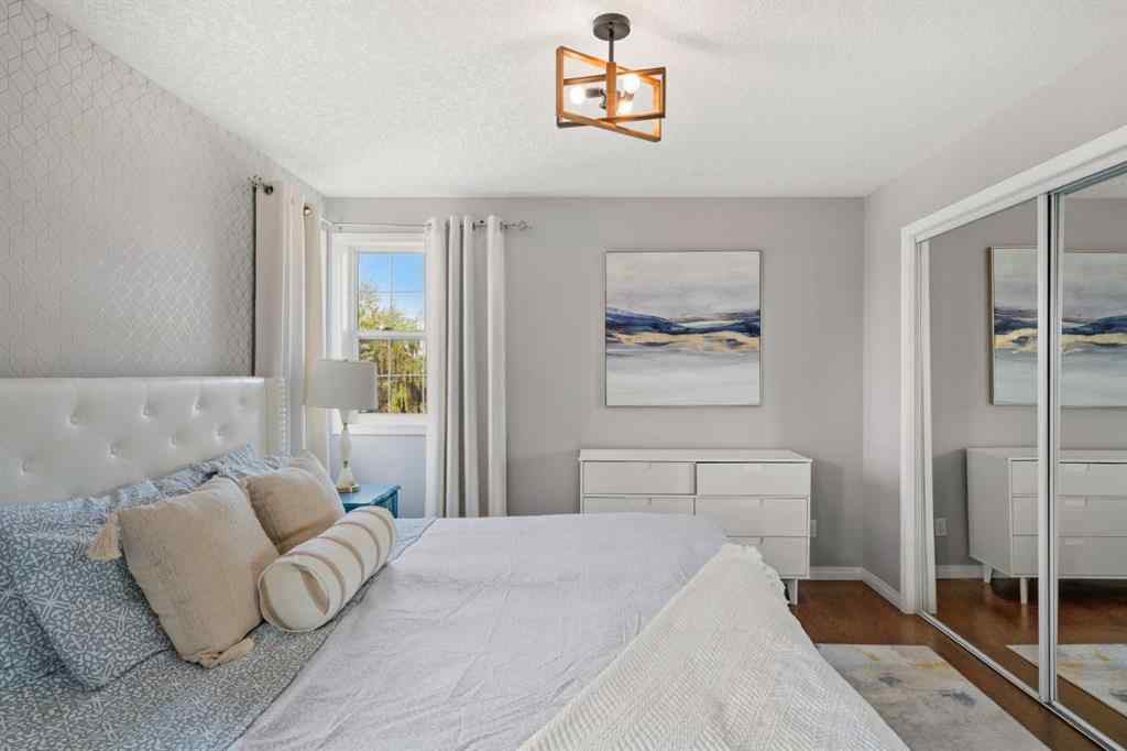 MLS® A2232498 - 95 Sierra Nevada Green SW in Signal Hill Calgary, Residential