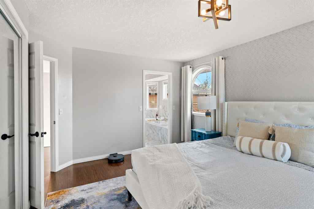 MLS® A2232498 - 95 Sierra Nevada Green SW in Signal Hill Calgary, Residential