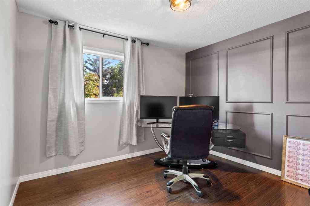 MLS® A2232498 - 95 Sierra Nevada Green SW in Signal Hill Calgary, Residential