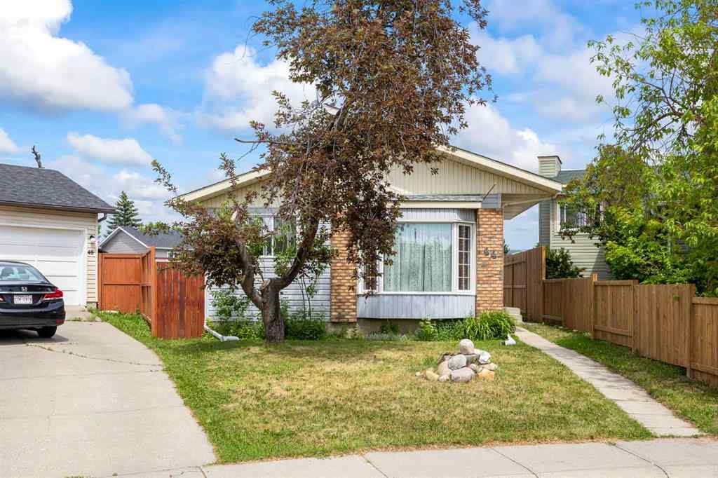 MLS® A2232510 - 44 Taraglen Place NE in Taradale Calgary, Residential
