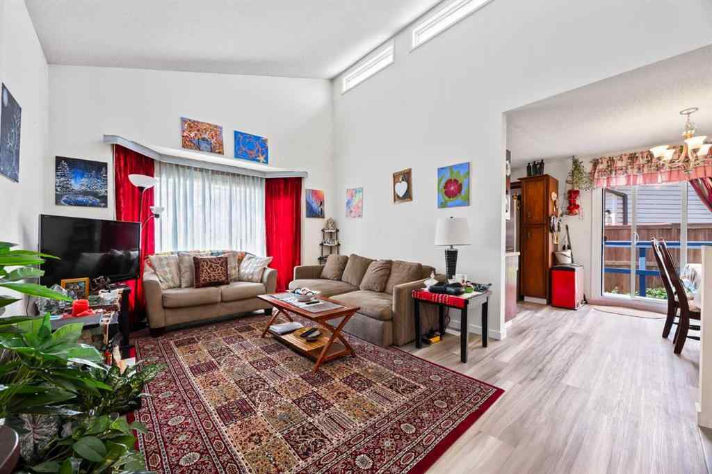 MLS® A2232510 - 44 Taraglen Place NE in Taradale Calgary, Residential