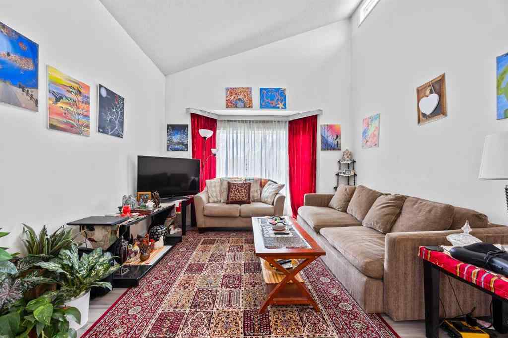 MLS® A2232510 - 44 Taraglen Place NE in Taradale Calgary, Residential