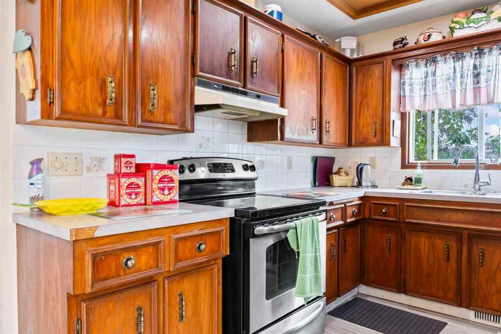 MLS® A2232510 - 44 Taraglen Place NE in Taradale Calgary, Residential