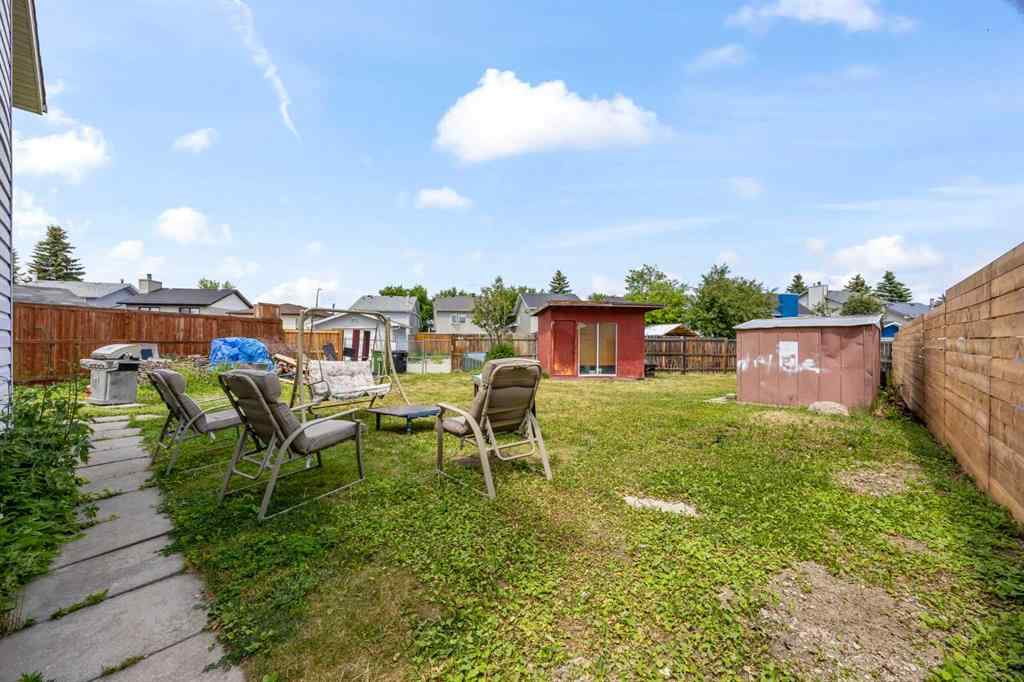 MLS® A2232510 - 44 Taraglen Place NE in Taradale Calgary, Residential