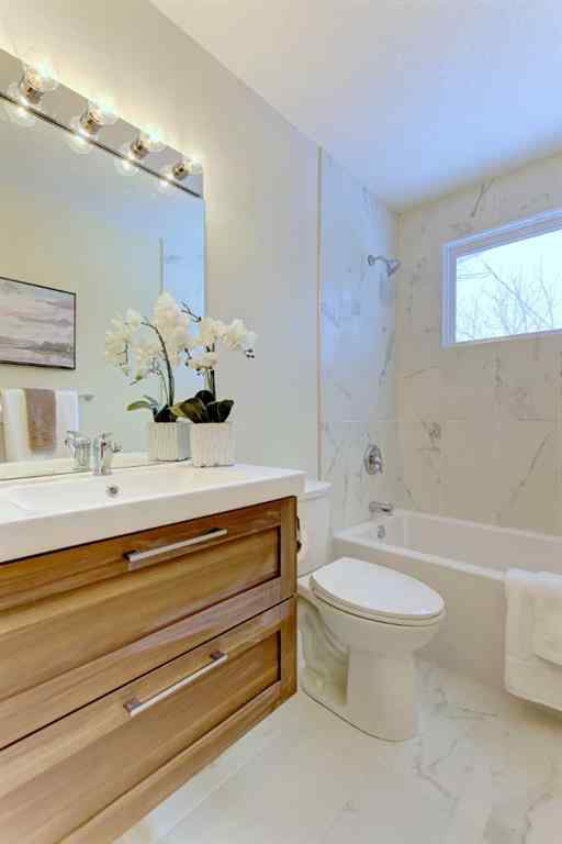MLS® A2232522 - 272 Acadia Drive SE in Acadia Calgary, Residential