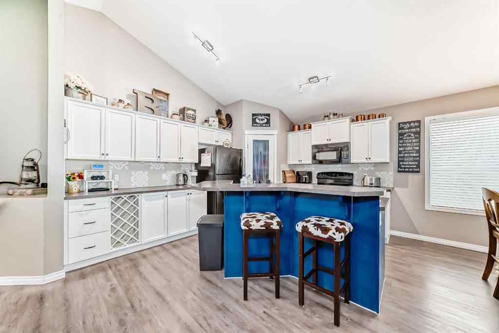 MLS® A2232523 - 65 Sunset Heights  in Sunset Ridge Cochrane, Residential