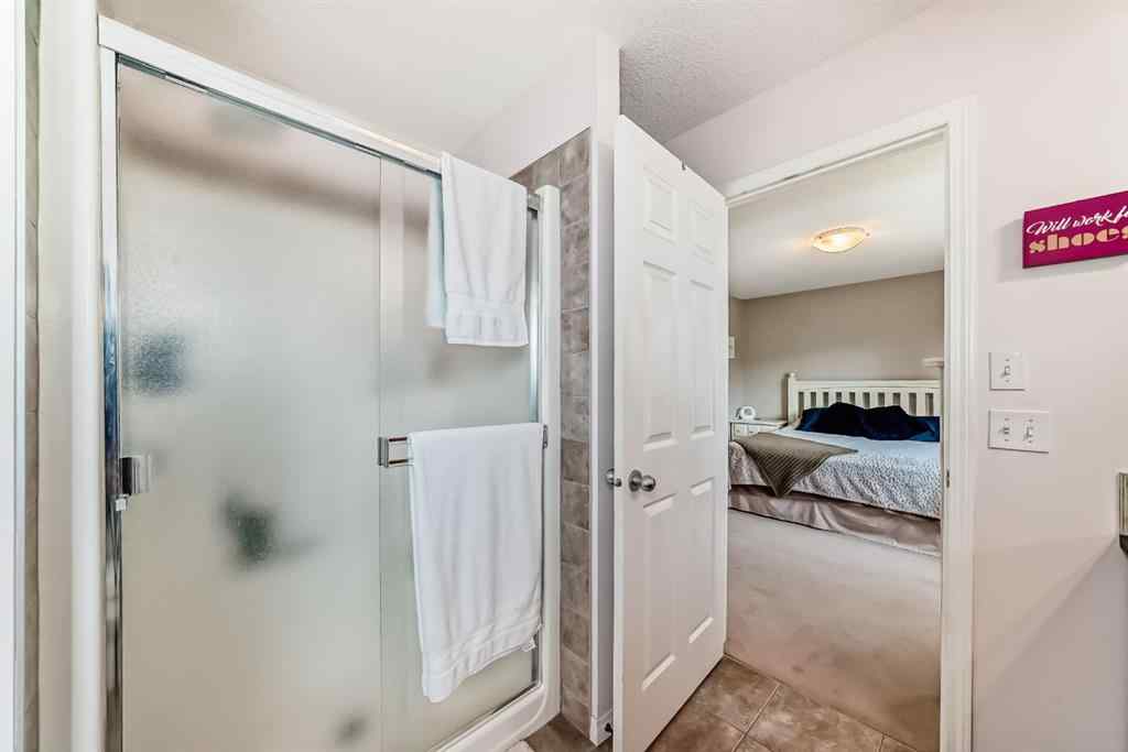MLS® A2232523 - 65 Sunset Heights  in Sunset Ridge Cochrane, Residential