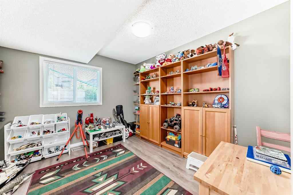 MLS® A2232523 - 65 Sunset Heights  in Sunset Ridge Cochrane, Residential