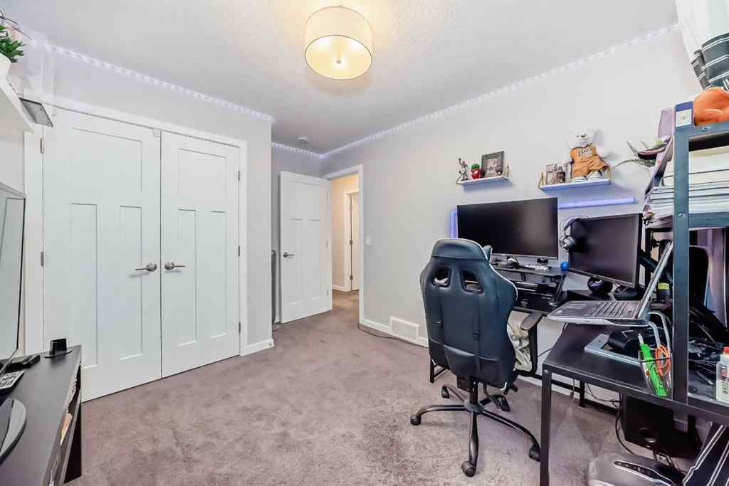 MLS® A2232534 - 169 Kingsbury Close SE in Kings Heights Airdrie, Residential