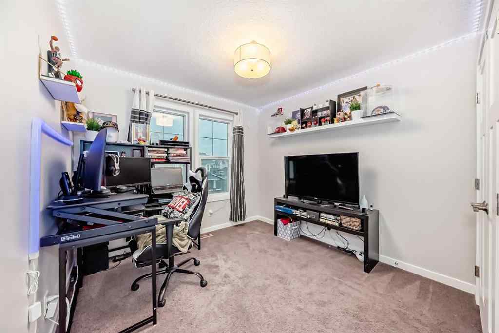MLS® A2232534 - 169 Kingsbury Close SE in Kings Heights Airdrie, Residential