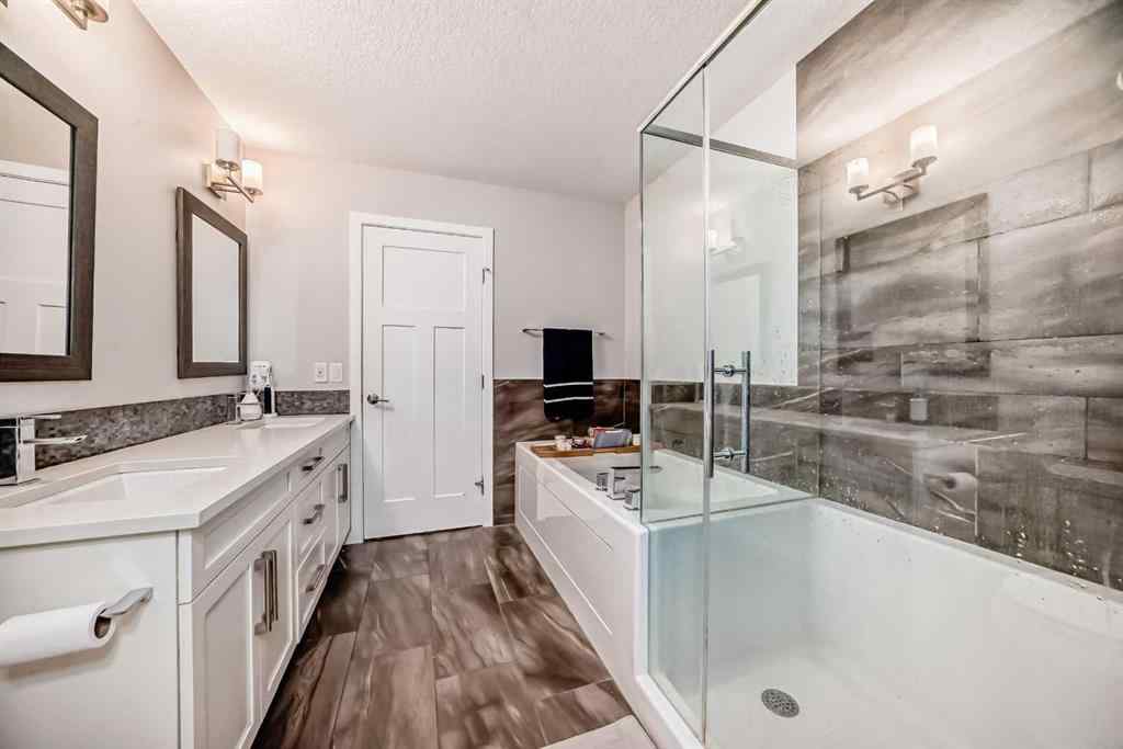 MLS® A2232534 - 169 Kingsbury Close SE in Kings Heights Airdrie, Residential