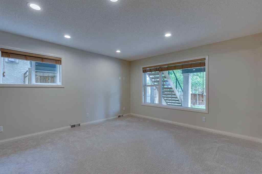 MLS® A2232536 - 75 Cranridge Heights SE in Cranston Calgary, Residential