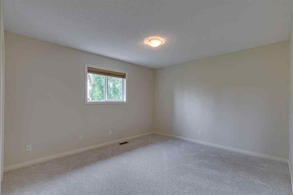 MLS® A2232536 - 75 Cranridge Heights SE in Cranston Calgary, Residential
