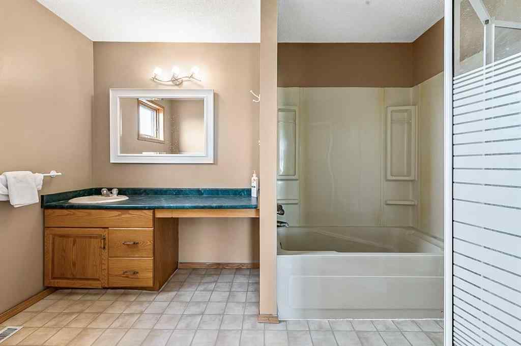 MLS® A2232545 - Unit #200 274128 320 Street E in NONE Rural Foothills County, Residential