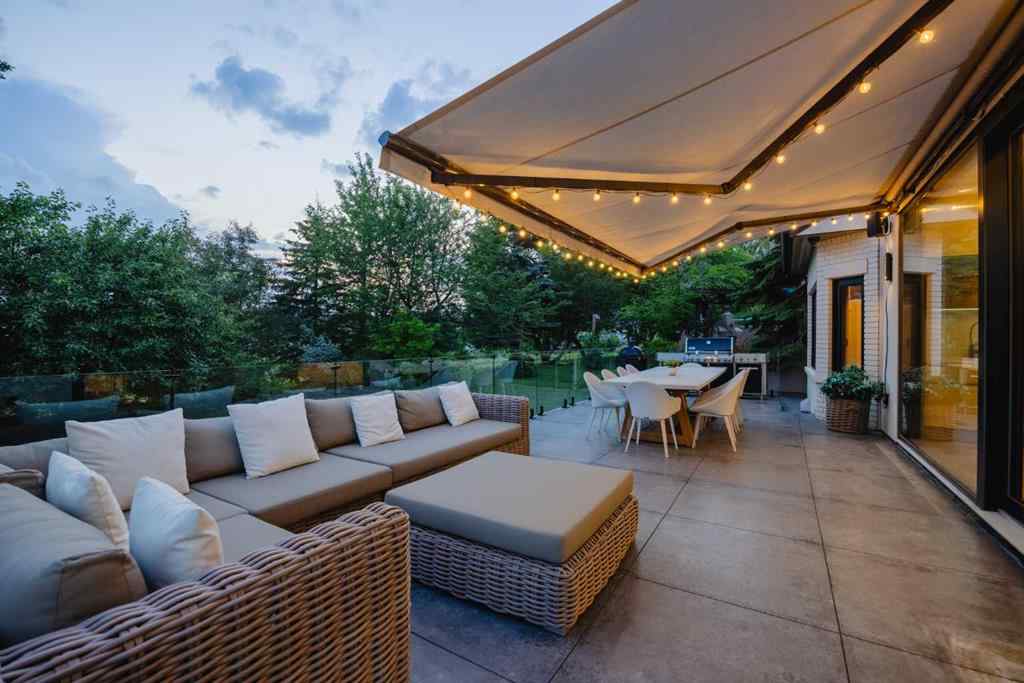 MLS® A2232565 - 1111 16A Street NW in Hounsfield Heights/Briar Hill Calgary, Residential