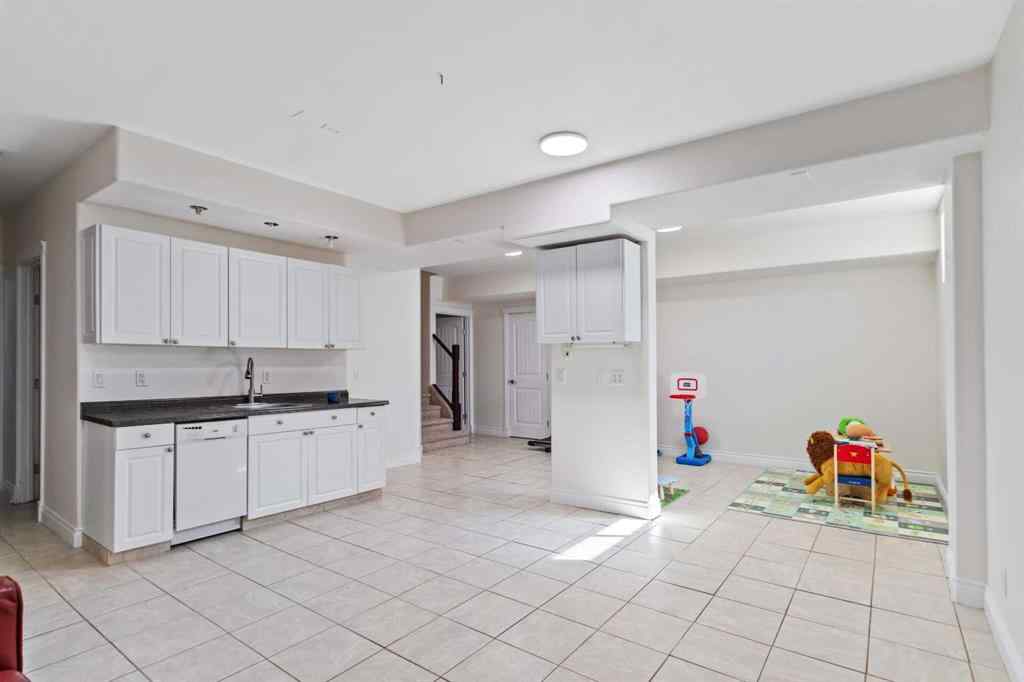 MLS® A2232595 - 126 Pearl Bay  in Timberlea Fort McMurray, Residential