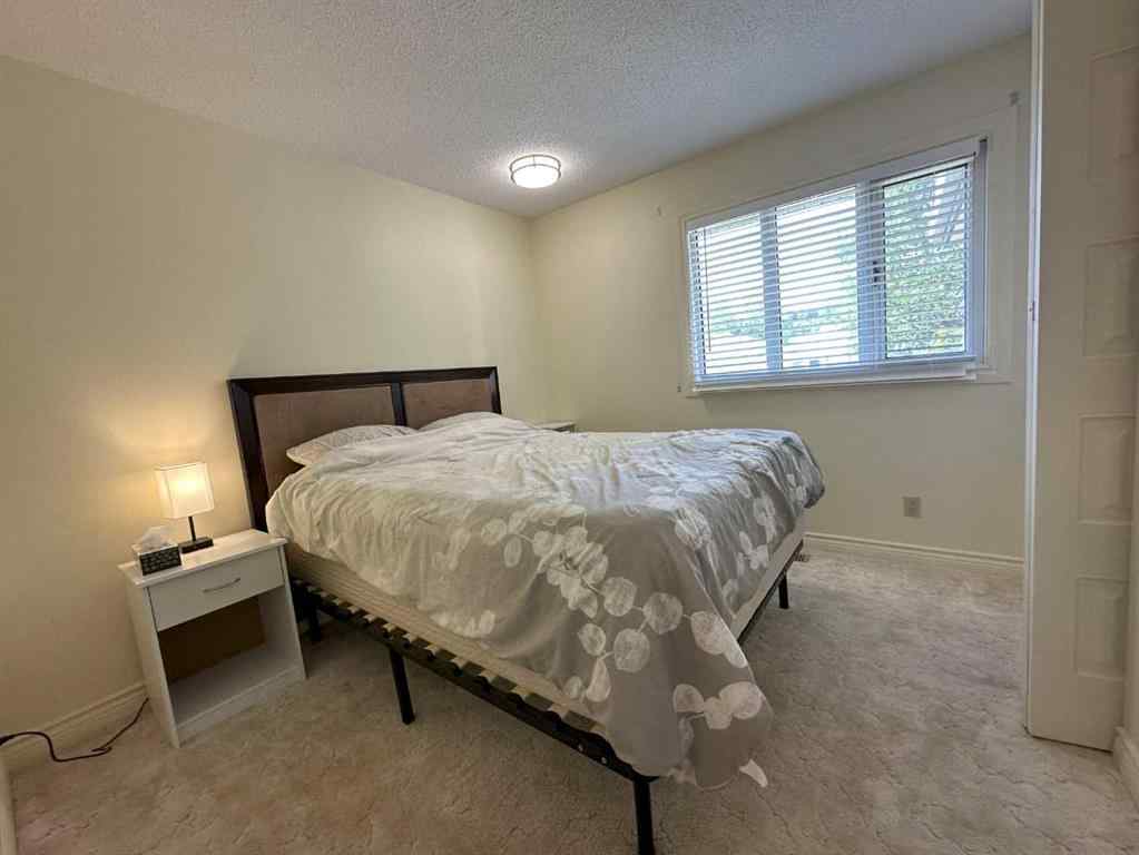 MLS® A2232610 - 2429 211 Street  in NONE Bellevue, Residential
