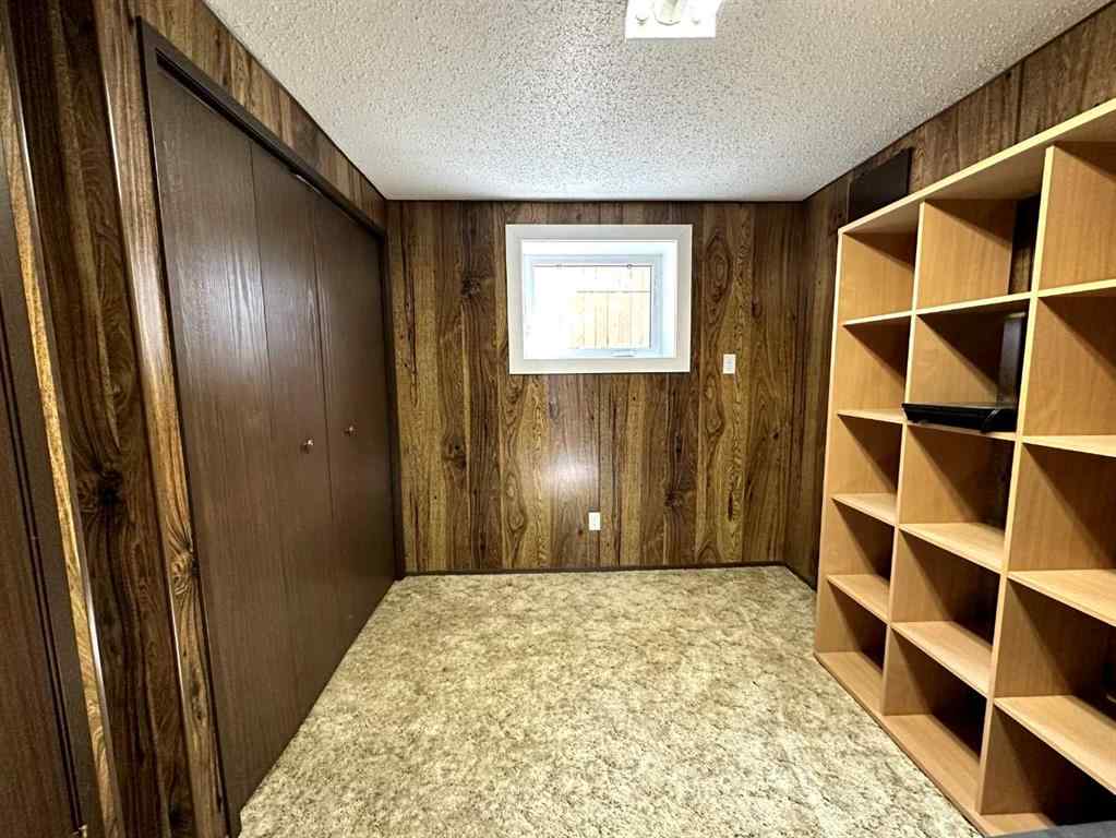 MLS® A2232610 - 2429 211 Street  in NONE Bellevue, Residential
