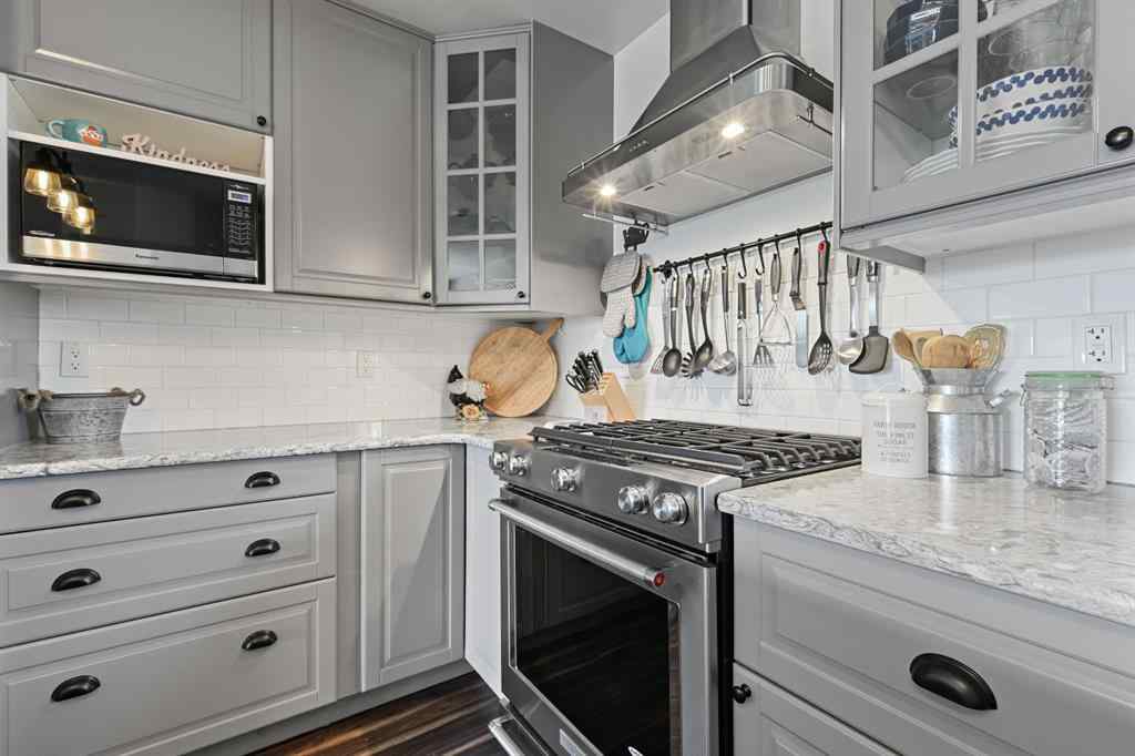 MLS® A2232625 - 250020 Range Road 275   in  Rural Rocky View County, Residential