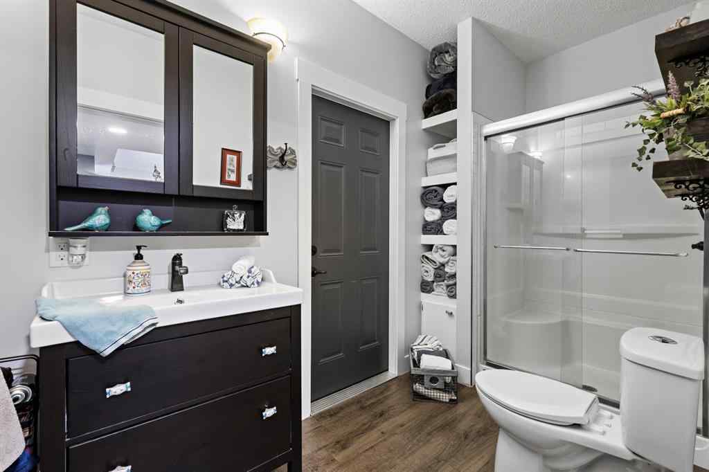 MLS® A2232625 - 250020 Range Road 275   in  Rural Rocky View County, Residential
