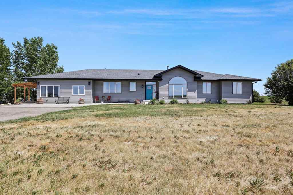 MLS® A2232625 - 250020 Range Road 275   in  Rural Rocky View County, Residential