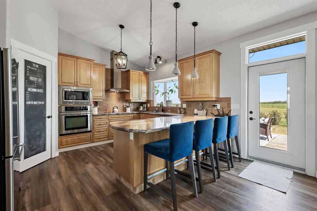 MLS® A2232625 - 250020 Range Road 275   in  Rural Rocky View County, Residential