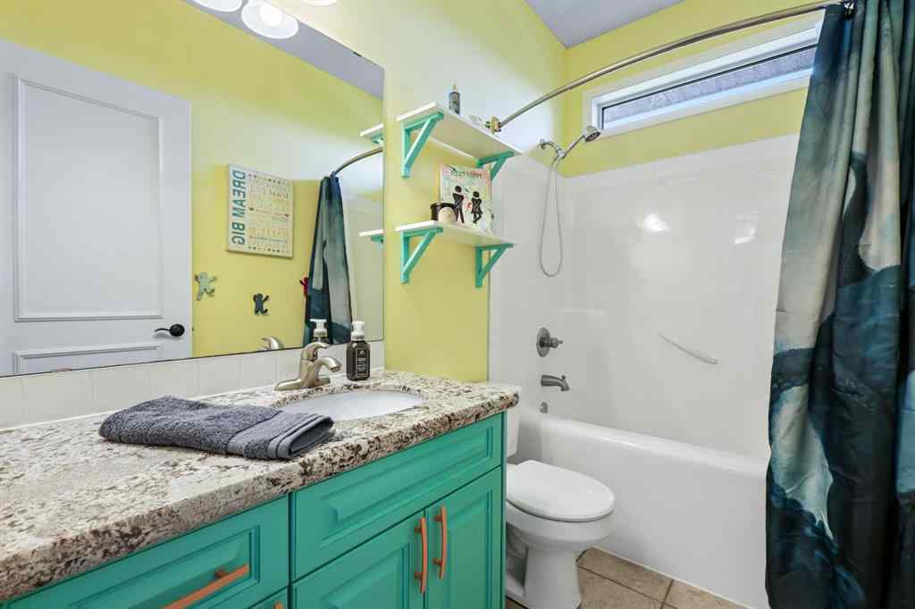 MLS® A2232625 - 250020 Range Road 275   in  Rural Rocky View County, Residential
