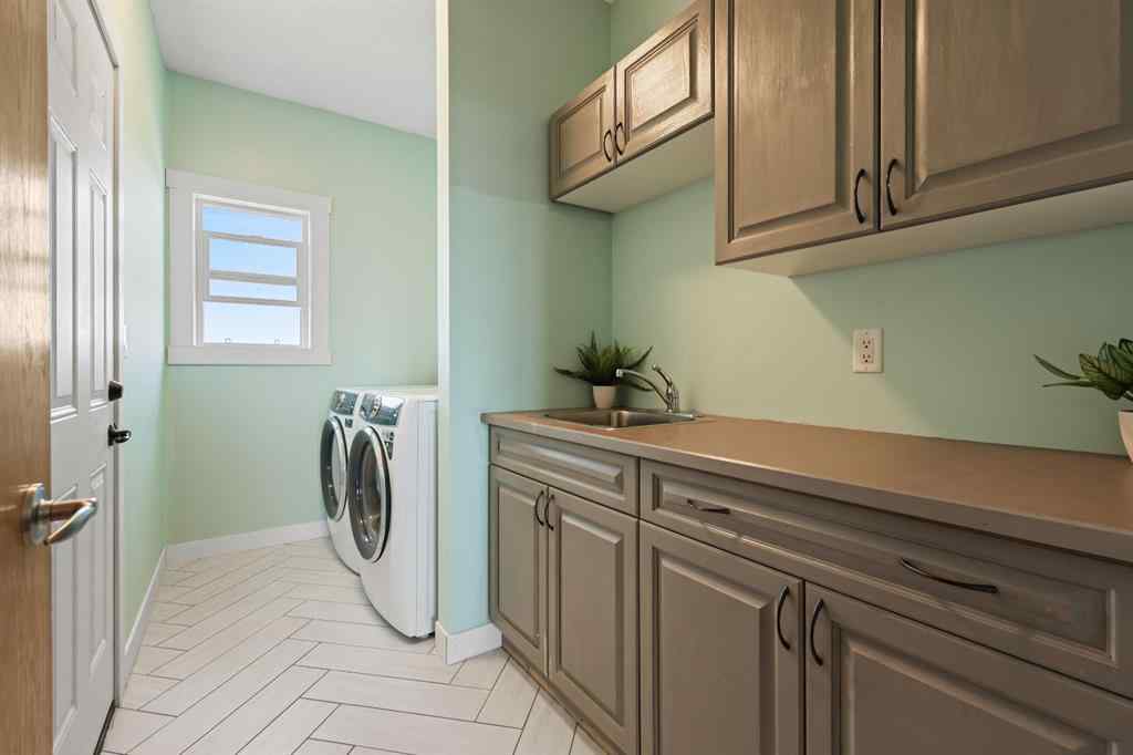 MLS® A2232625 - 250020 Range Road 275   in  Rural Rocky View County, Residential
