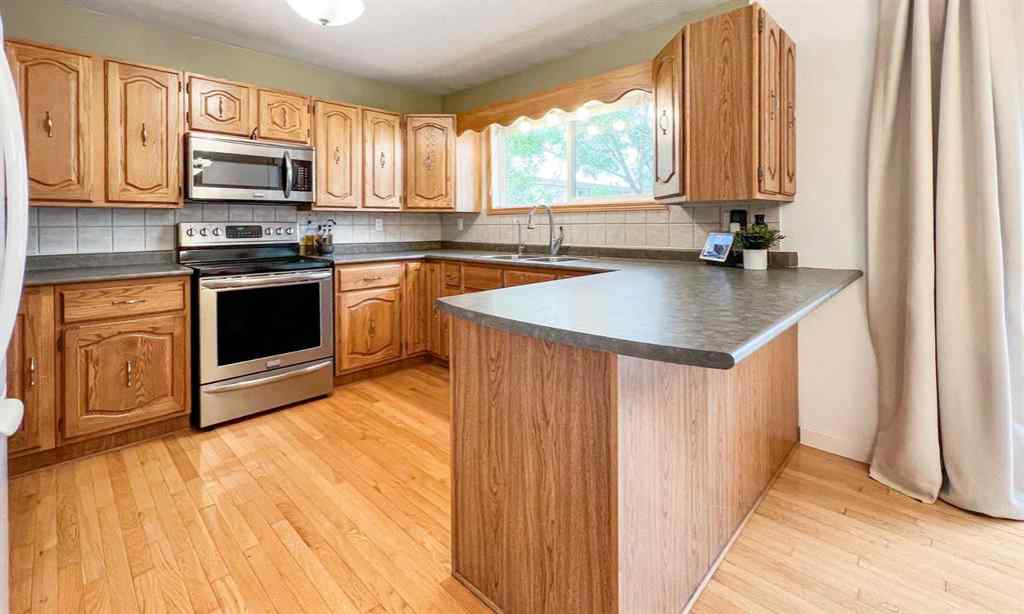 MLS® A2232637 - 6301 41 Avenue  in Grandview Stettler, Residential
