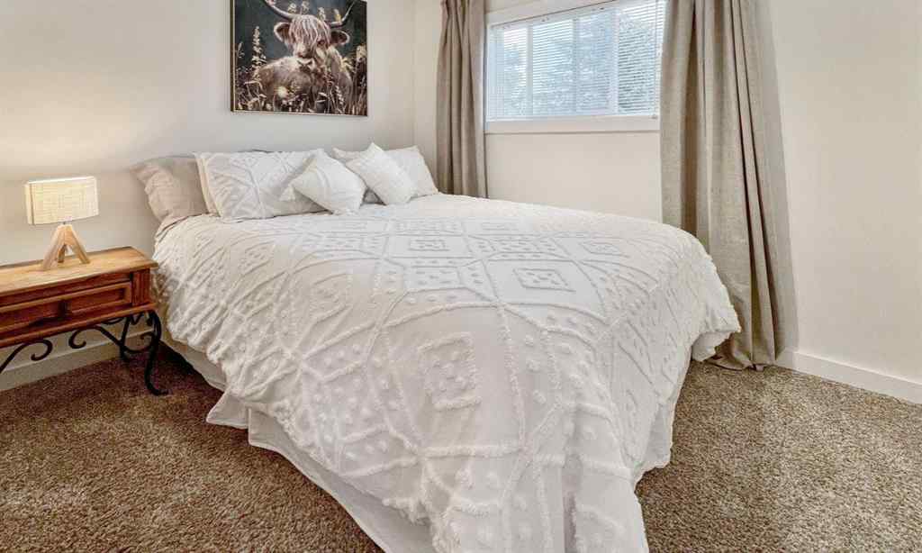 MLS® A2232637 - 6301 41 Avenue  in Grandview Stettler, Residential