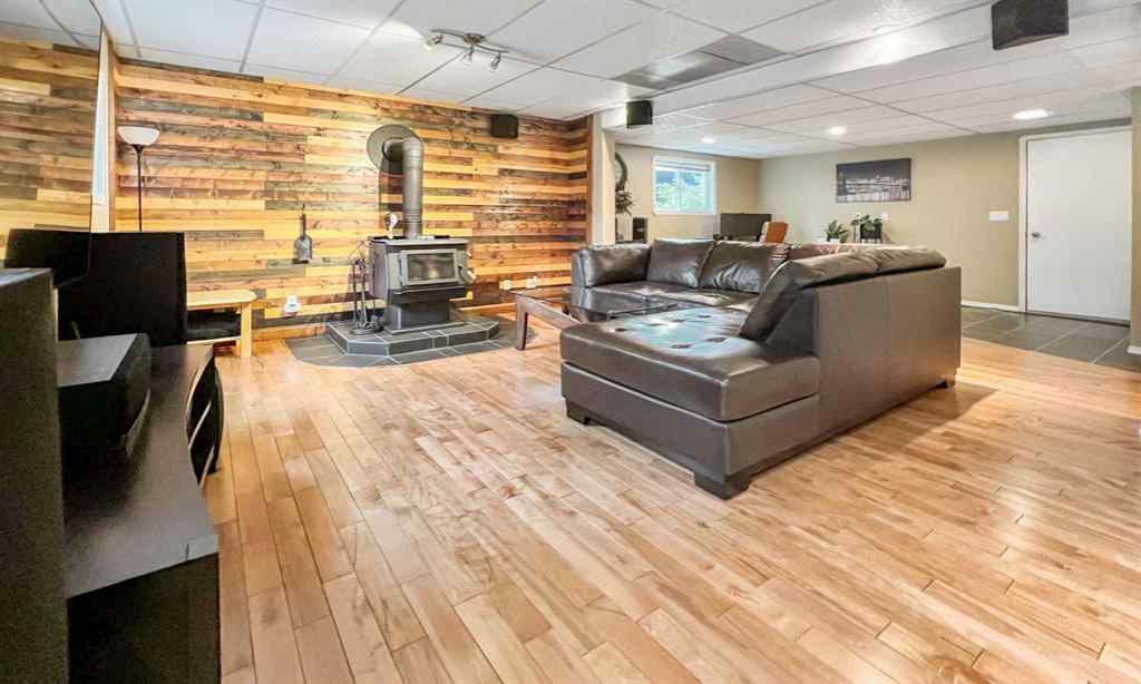 MLS® A2232637 - 6301 41 Avenue  in Grandview Stettler, Residential