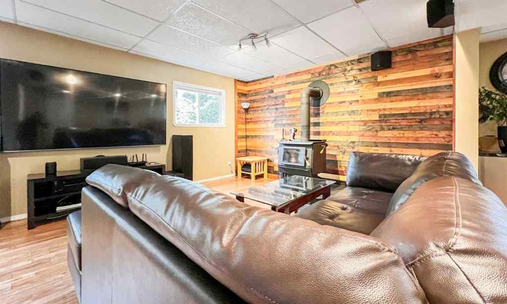 MLS® A2232637 - 6301 41 Avenue  in Grandview Stettler, Residential