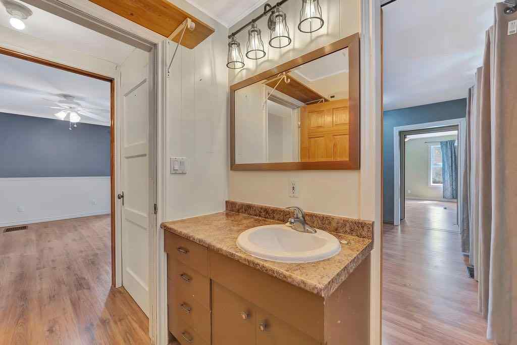 MLS® A2232657 - 4th Street E /76 Ross Avenue   in NONE Lashburn, Residential