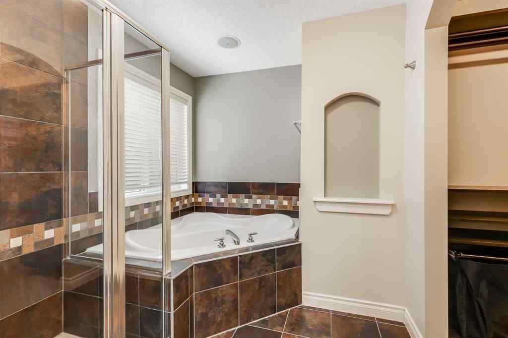 MLS® A2232675 - 86 Springborough Green SW in Springbank Hill Calgary, Residential