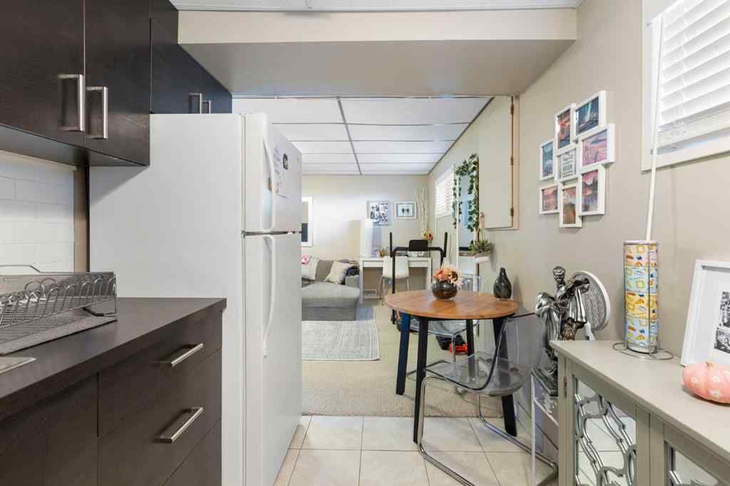 MLS® A2232679 - 224 Sandstone Place NW in Sandstone Valley Calgary, Residential