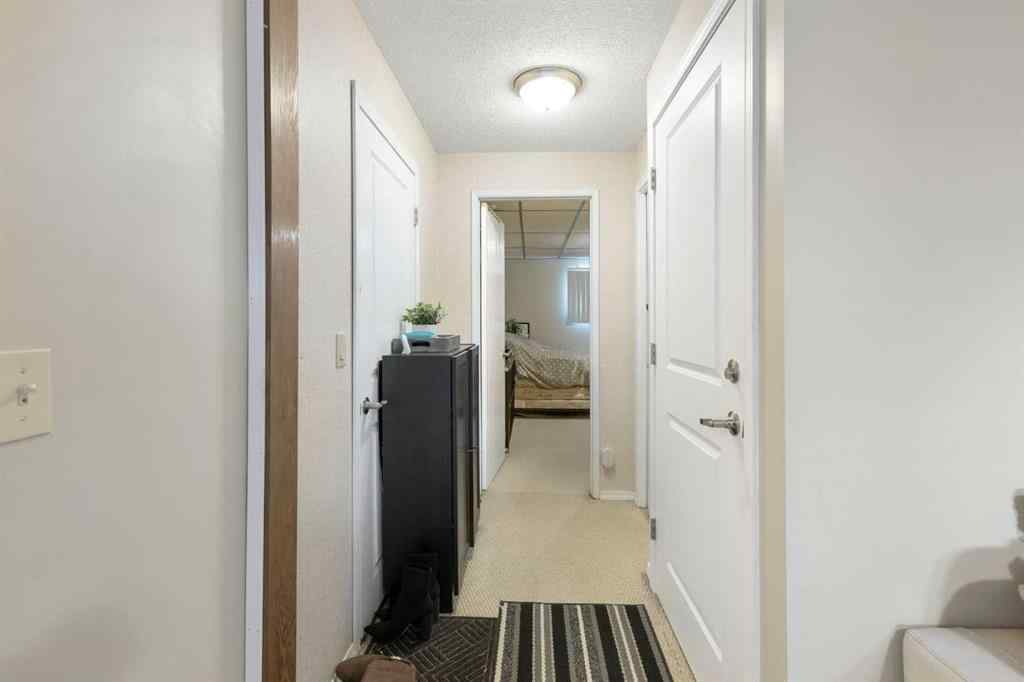 MLS® A2232679 - 224 Sandstone Place NW in Sandstone Valley Calgary, Residential