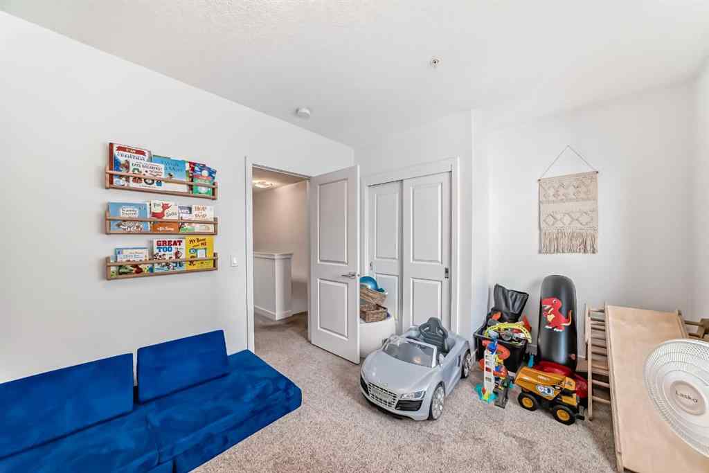 MLS® A2232714 - Unit #109 15 Rosscarrock Gate SW in Rosscarrock Calgary, Residential