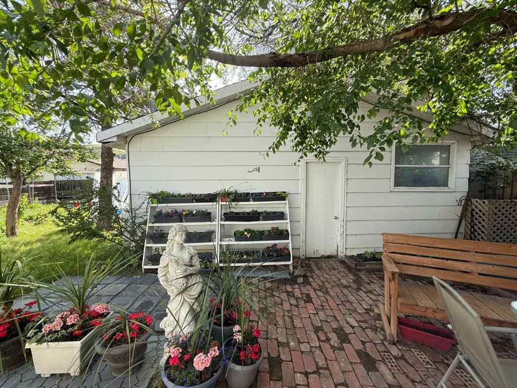 MLS® A2232722 - 88 Villa Street  in North Drumheller Drumheller, Residential