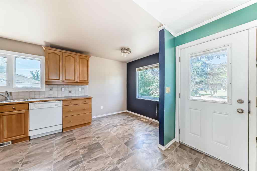 MLS® A2232755 - 418 Ellis Crescent  in Central High River High River, Residential