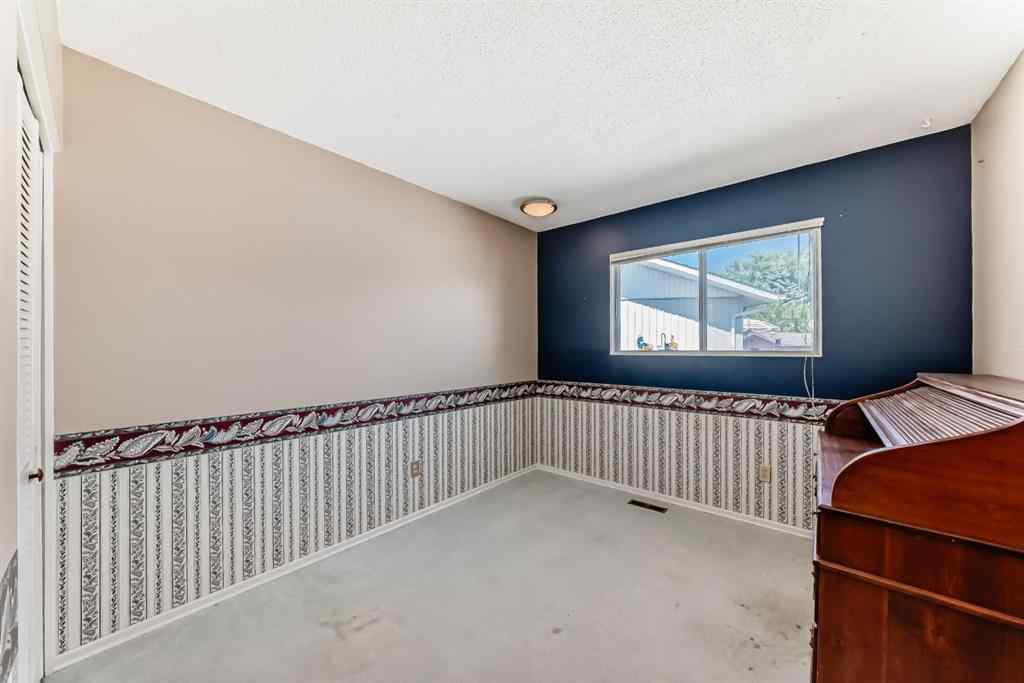 MLS® A2232755 - 418 Ellis Crescent  in Central High River High River, Residential
