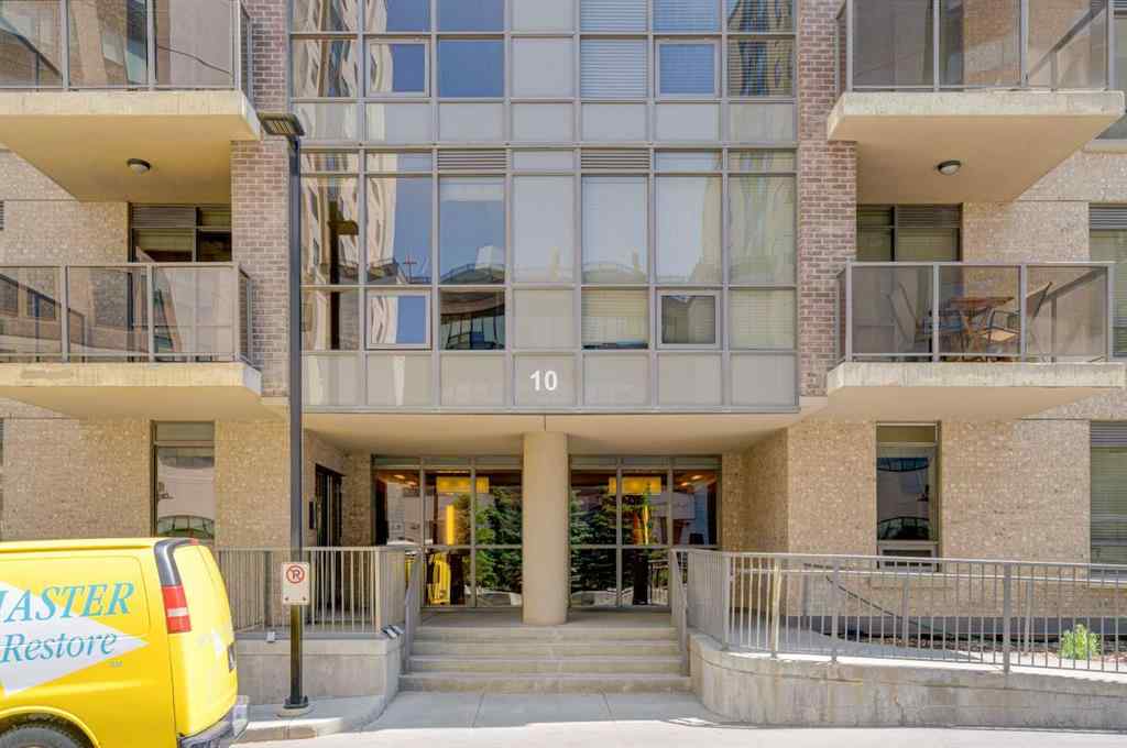 MLS® A2232763 - Unit #304 10 Shawnee Hill SW in Shawnee Slopes Calgary, Residential