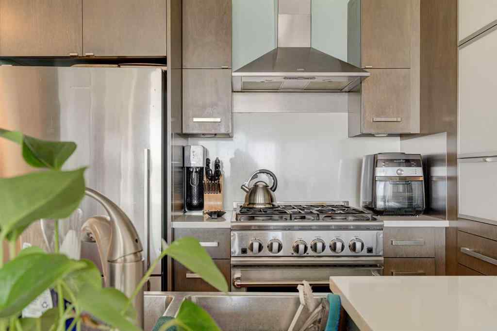 MLS® A2232763 - Unit #304 10 Shawnee Hill SW in Shawnee Slopes Calgary, Residential