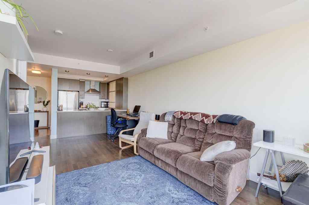 MLS® A2232763 - Unit #304 10 Shawnee Hill SW in Shawnee Slopes Calgary, Residential