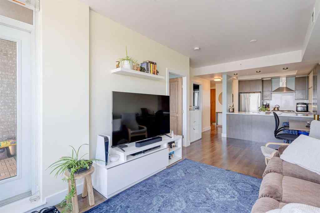 MLS® A2232763 - Unit #304 10 Shawnee Hill SW in Shawnee Slopes Calgary, Residential