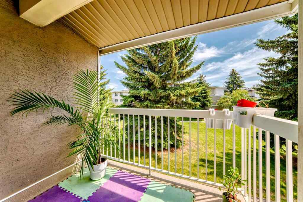 MLS® A2232768 - Unit #111 3015 51 Street SW in Glenbrook Calgary, Residential