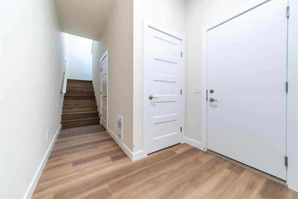 MLS® A2232784 - 707 Sovereign Common SW in Shaganappi Calgary, Residential