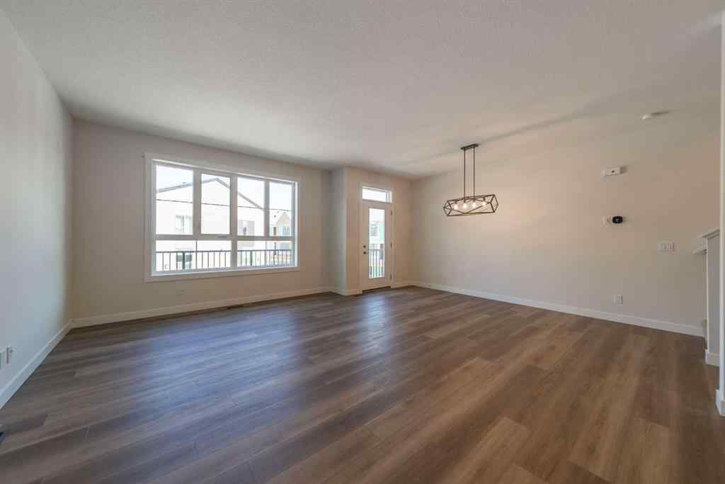 MLS® A2232784 - 707 Sovereign Common SW in Shaganappi Calgary, Residential
