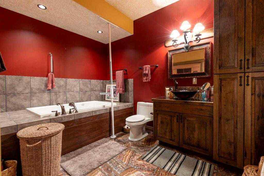 MLS® A2232789 - 21468 Range Road 13   in NONE Bindloss, Residential